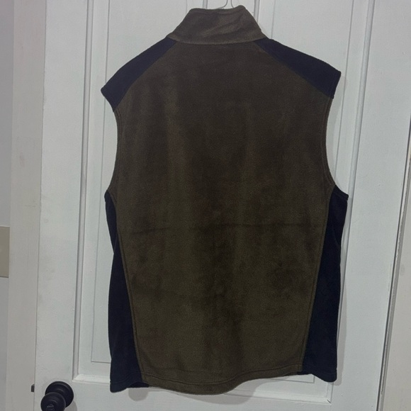 Columbia Men’s Steens Mountain™ Fleece Vest - Picture 6 of 6